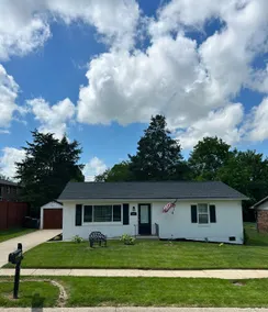 Clean, Convenient, Cozy in Heart of the Bluegrass - Image 3