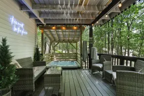 Poconos Chatham Continental - Hot Tub & Fire Pit - Image 4