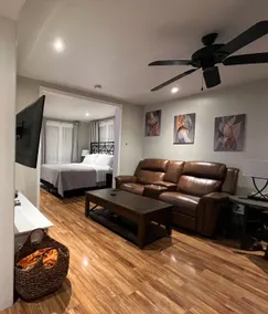 New Cozy Getaway, Minutes from Downtown - Image 3