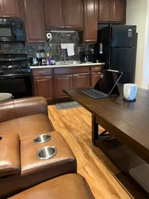 New Cozy Getaway, Minutes from Downtown - Image 5