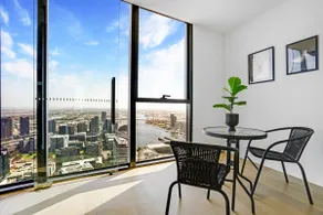 Skyhigh 2B2B Apt with amazing sea views in CBD - Image 3