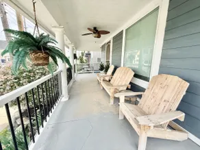 3BR Downtown Home w/King Bed, Porch, Firepit,Grill - Image 3