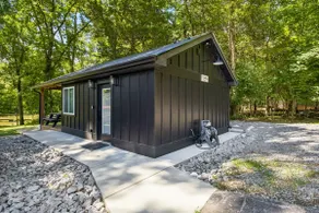 Urban Rustic Boathouse on Cove - Image 5