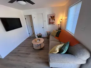 Swan House Casita - Image 5