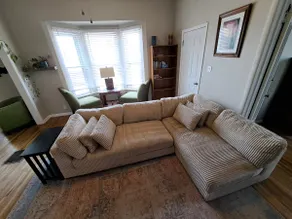 Two King Beds, Downtown, Full Kitchen, Fenced Yard - Image 2