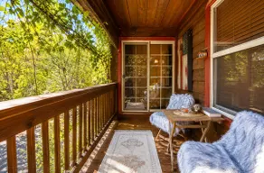 Private Smoky Mountain Escape Hot Tub & Fireplace - Image 5