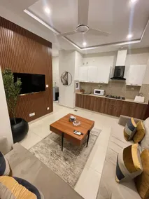 Designer 1Bed Apartment by TheDeny’s - Image 4