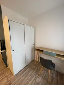 3-bed apartment - Image 3