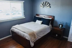 Cozy Farm Charm Home- 8mins from the lake! - Image 5