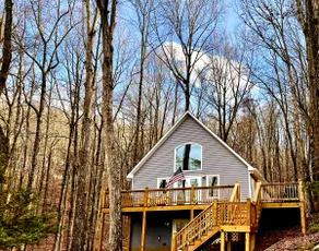 Luxurious Serene Mountain Cabin - Image 3