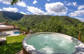 Luxurious home in Pian del Ponte - Image 2
