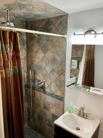 Charming Studio in the Heart of Springfield - Image 5