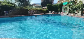 Casa Alice, tranquility and a landscape painting - Image 4