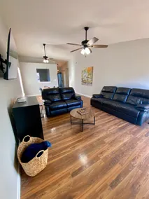 The Retreat- 5min from Grand Park - Image 4