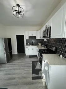 Luxury Cottage: Marshall, St. Mary’s, Downtown - Image 3