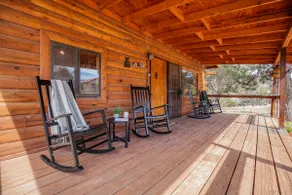 The Four Seasons: Mtn Cabin w/ Hot Tub & Fireplace - Image 4