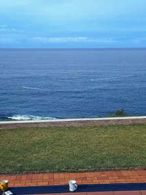 ”Oceanfront - Port Kembla” Sleeps 10. Great Views - Image 2