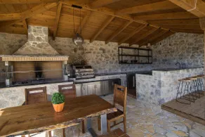 Villa Aodi: Luxury Villa with Pool (8 Guests) - Image 4