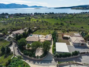 Villa Aodi: Luxury Villa with Pool (8 Guests) - Image 3