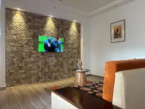 Les Jasmins Apartment - Image 3