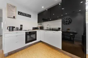 Harry Potter 2-Bed House | Cinema Room | Parking - Image 5