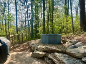 *The StAy FrAme- fire pit & sauna & hot tub* - Image 3