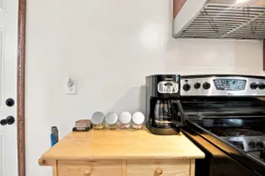 ColorHouse | 1mi Mayo, Fully Fenced Yard, Pets OK - Image 3