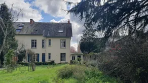 Exceptional residence in Angers - Image 2
