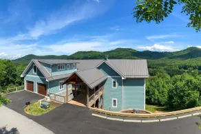 Massive Mountain Retreat | 12 Mi to Asheville - Image 2