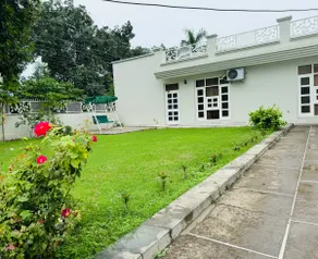 Green Cottage, 2BHK Villa w Lawn - The Grove - Image 4