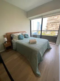 Apartment with a gym, swimming pool, grill, and bar - Image 2