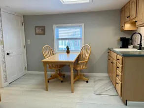 Cardinal Garden Retreat- 2BR Apartment - Image 4
