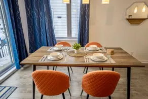 Modern 3BR 4beds apartment AC WiFi Free Parking - Image 4