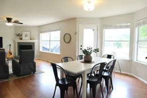 Spacious Home, Centrally Located - Image 5