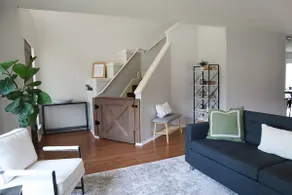 Spacious Home, Centrally Located - Image 2