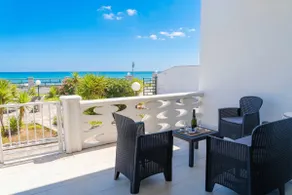 Villetta Meraviglia With Garden Sea View - Happy Rentals - Image 3