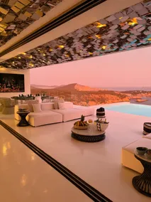 Oasis of Luxury & Style in Premier Gated Community - Image 4