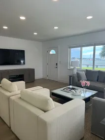 Beautiful condo with waterviews 3 miles from beach - Image 3