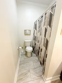 Quiet home in heart of BR! - Image 5