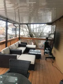 Stunning unit with balcony. - Image 2