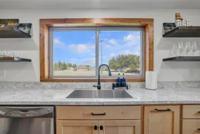 Jay's Place - Image 5