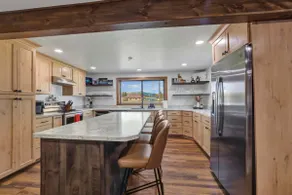 Jay's Place - Image 3