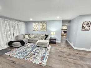 Modern 4BR Near Six Flags & Naval Base - Image 2