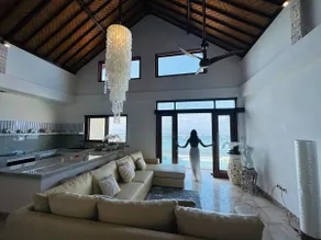 Beachfront Luxury Villa | Private Pool | Sleeps 7 - Image 3