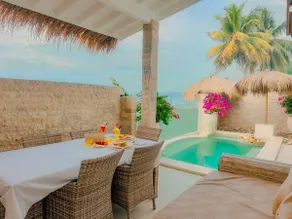 Beachfront Luxury Villa | Private Pool | Sleeps 7 - Image 2