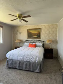 Cozy Eastside Retreat - Image 4