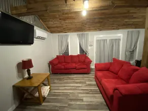 James' Little House - Image 3