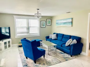 Quiet & comfy stay in 2-bedroom house - big yard - Image 2