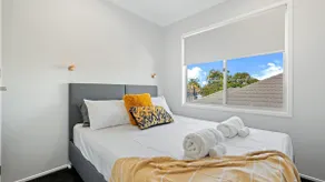 4 Bedrooms, Walk To Cafes, Shops & Restaurants - Image 5