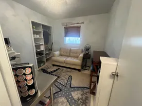Studio w/private entrance. No cleaning fee. Fair $ - Image 2